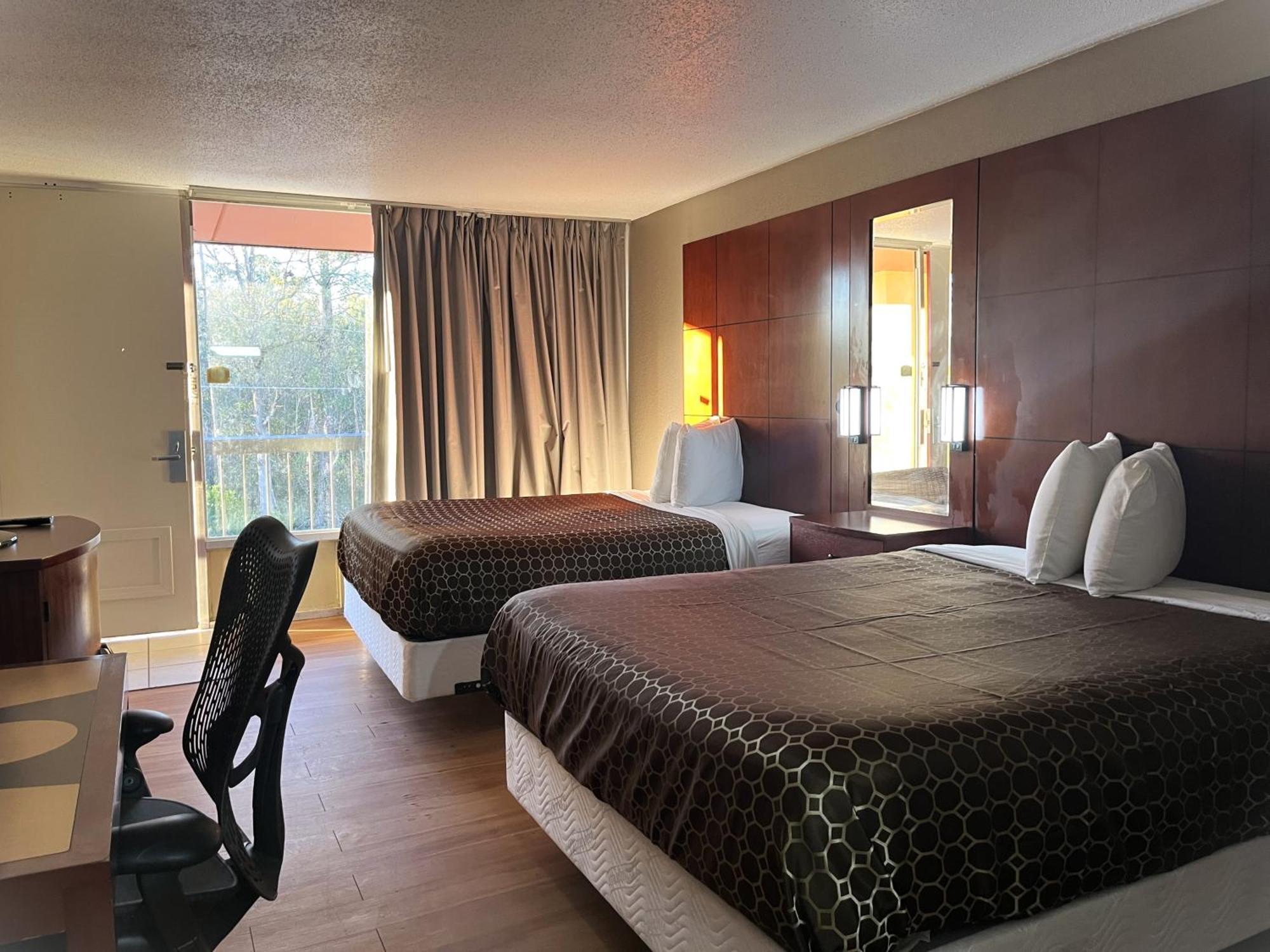 Budgetel Inn Феникс Сити Екстериор снимка