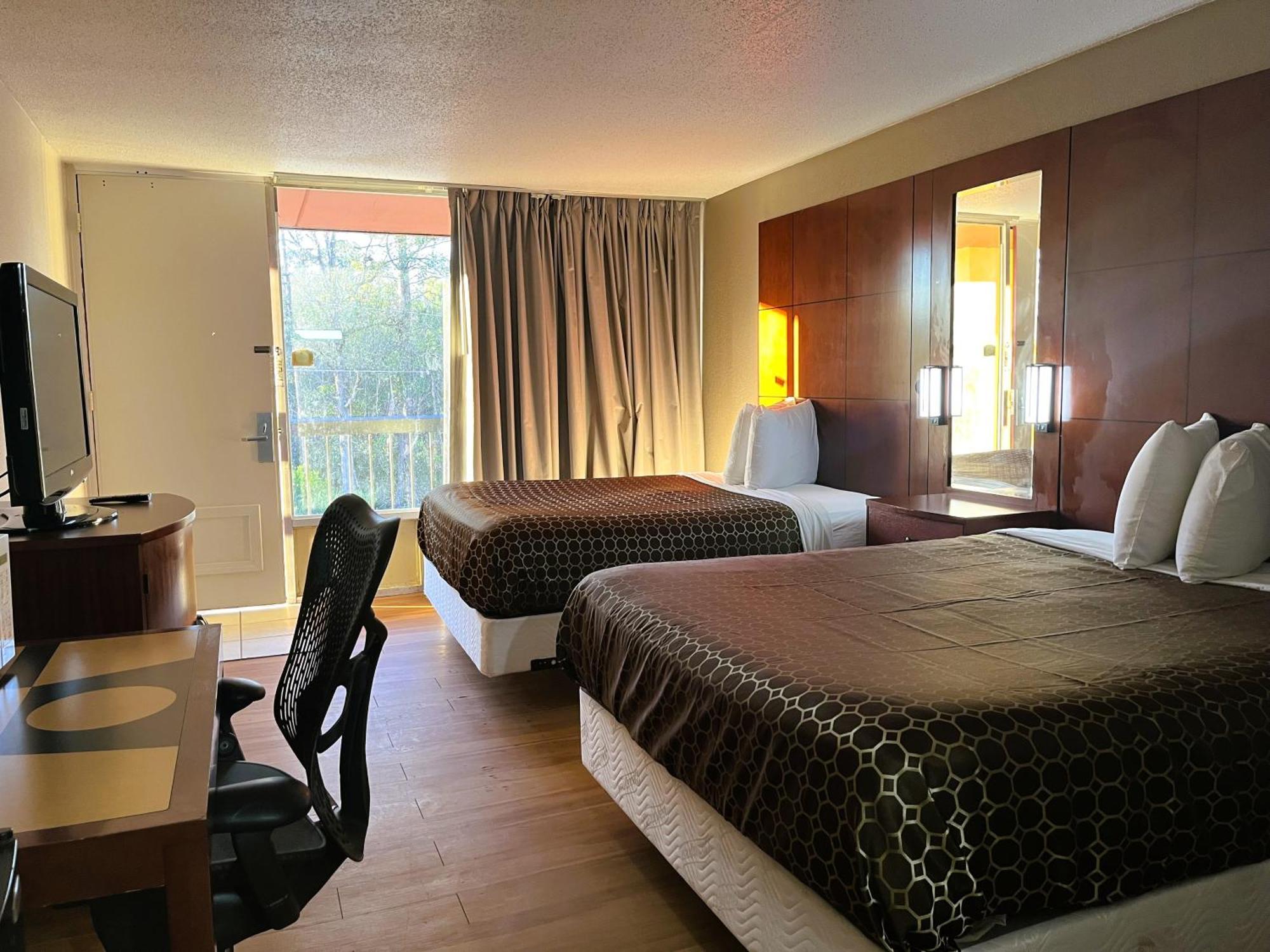 Budgetel Inn Феникс Сити Екстериор снимка